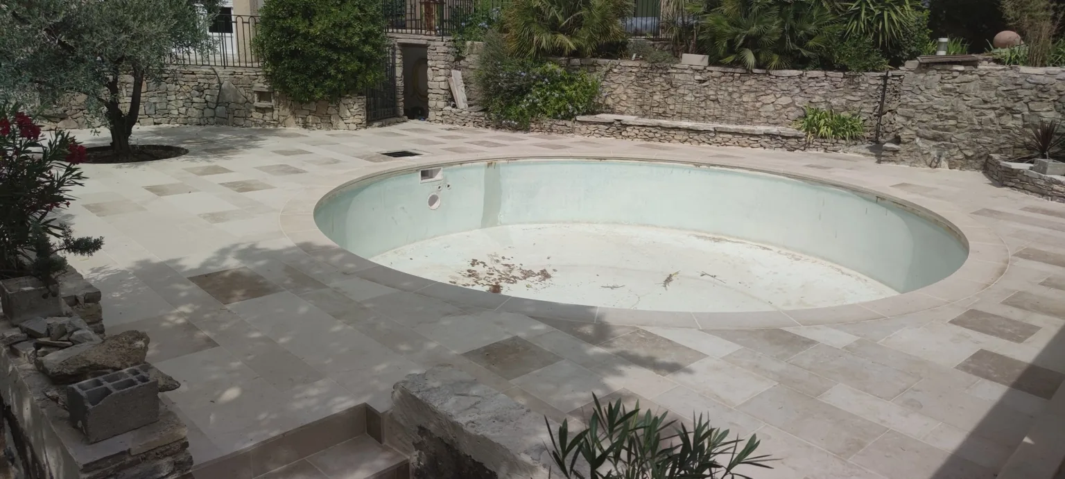 Piscine avant travaux